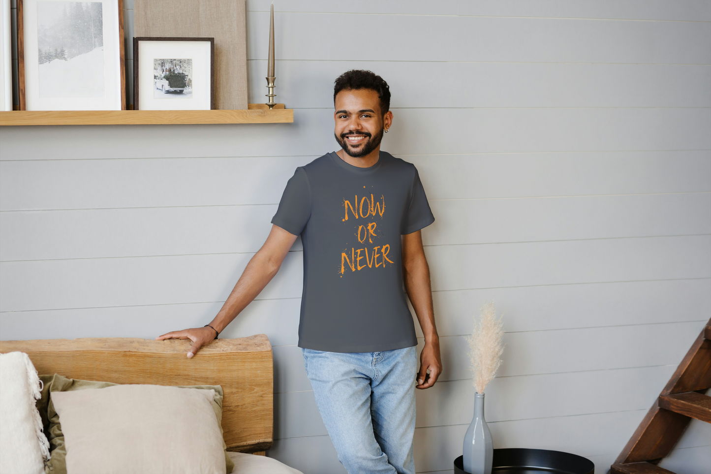 GRAPHIC PRINTED CLASSIC CREW TSHIRT - NOW OR NEVER