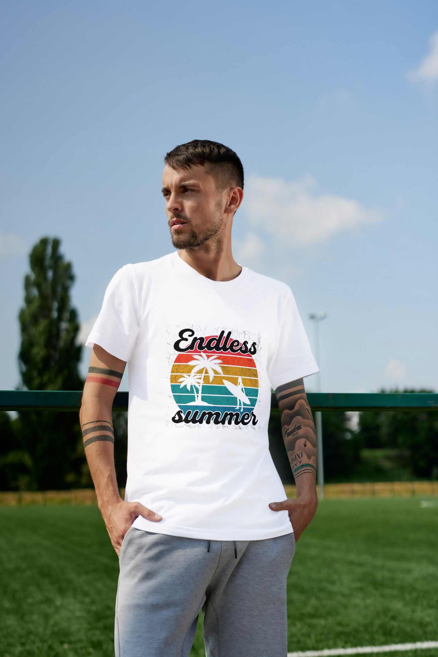 GRAPHIC PRINTED CLASSIC CREW TSHIRT - ENDLESS SUMMER