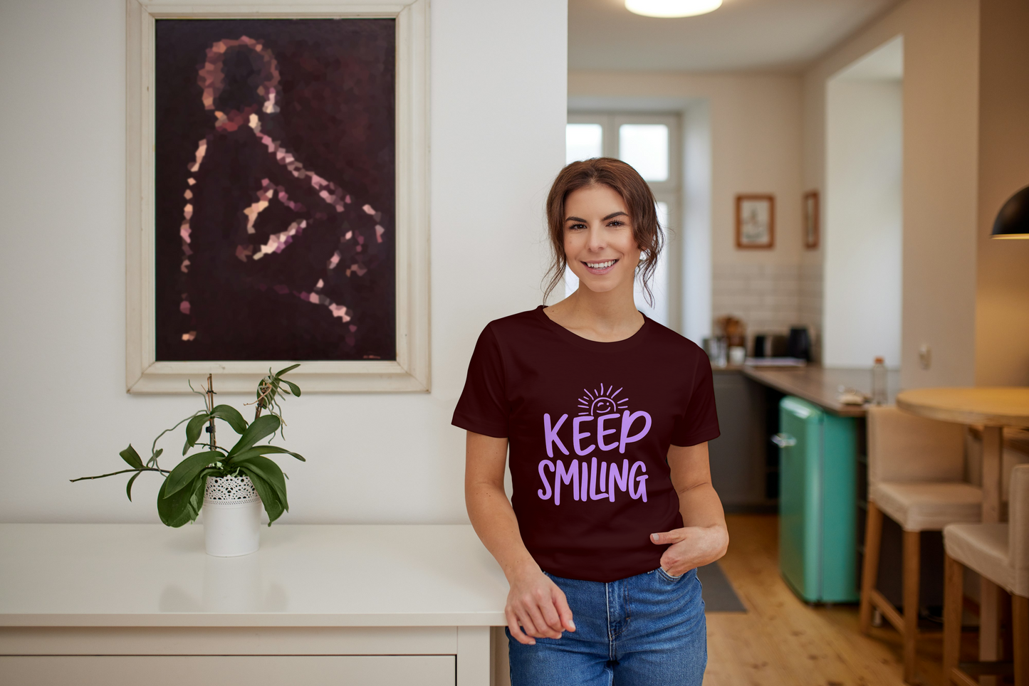 GRAPHIC PRINTED CLASSIC CREW TSHIRT - KEEP SMILING