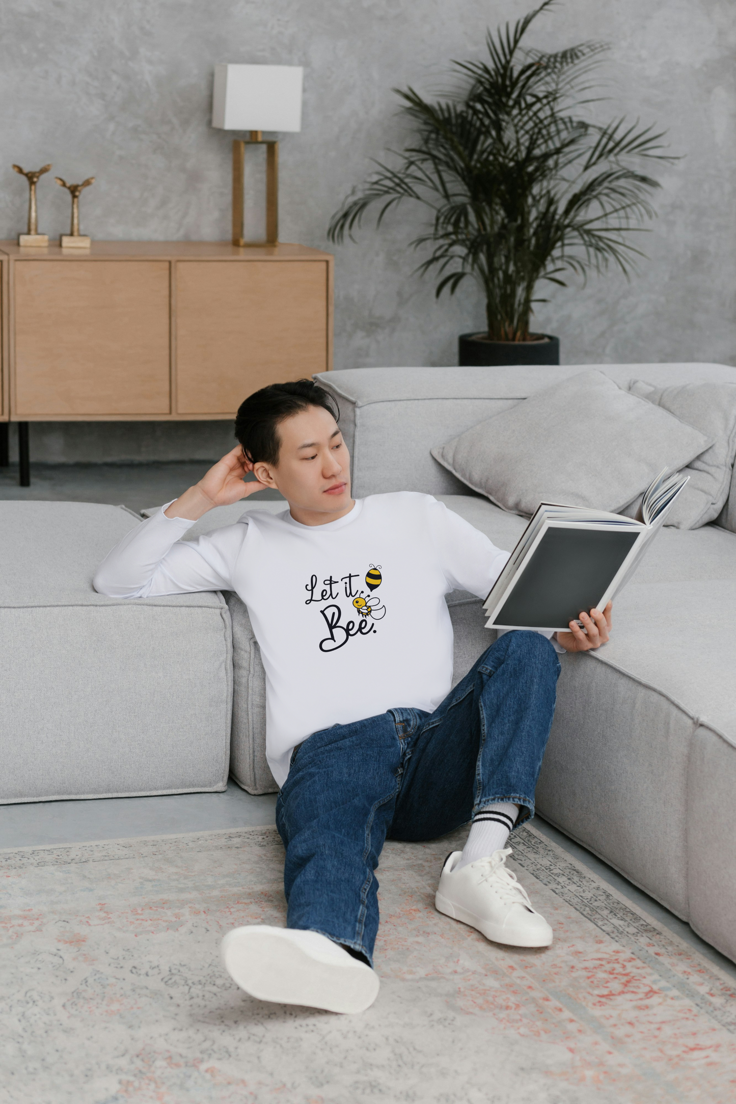 GRAPHIC PRINTED FULL SLEVEES TSHIRT FOR MEN - LET IT BEE