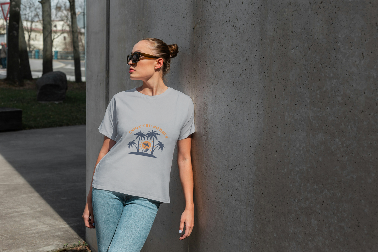 GRAPHIC PRINTED CLASSIC CREW TSHIRT - ENJOY THE SUMMER