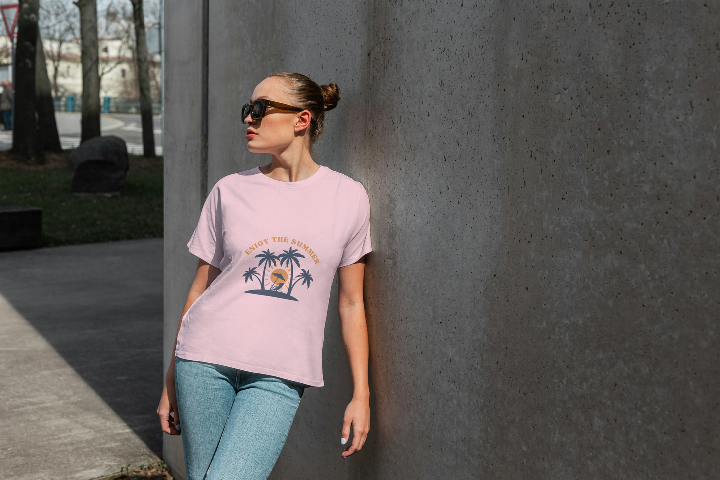 GRAPHIC PRINTED CLASSIC CREW TSHIRT - ENJOY THE SUMMER