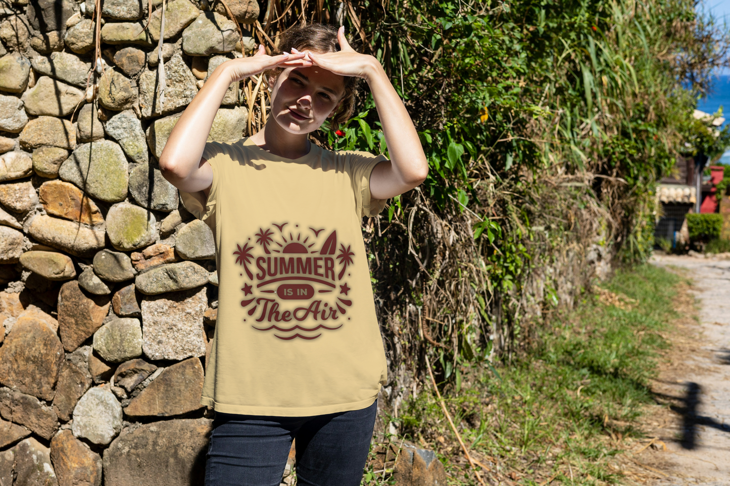 GRAPHIC PRINTED CLASSIC CREW TSHIRT - SUMMER IS IN THE AIR