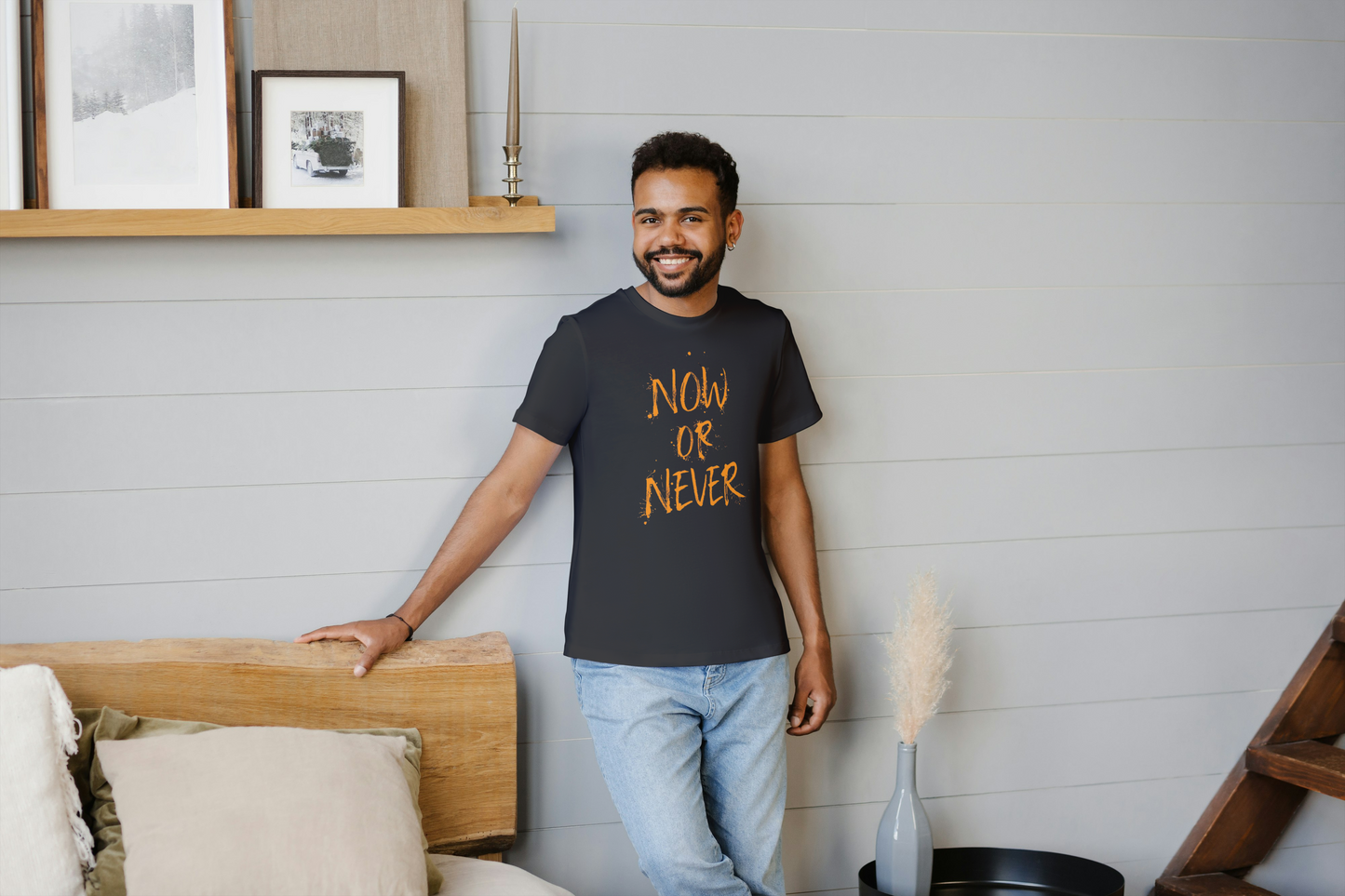 GRAPHIC PRINTED CLASSIC CREW TSHIRT - NOW OR NEVER