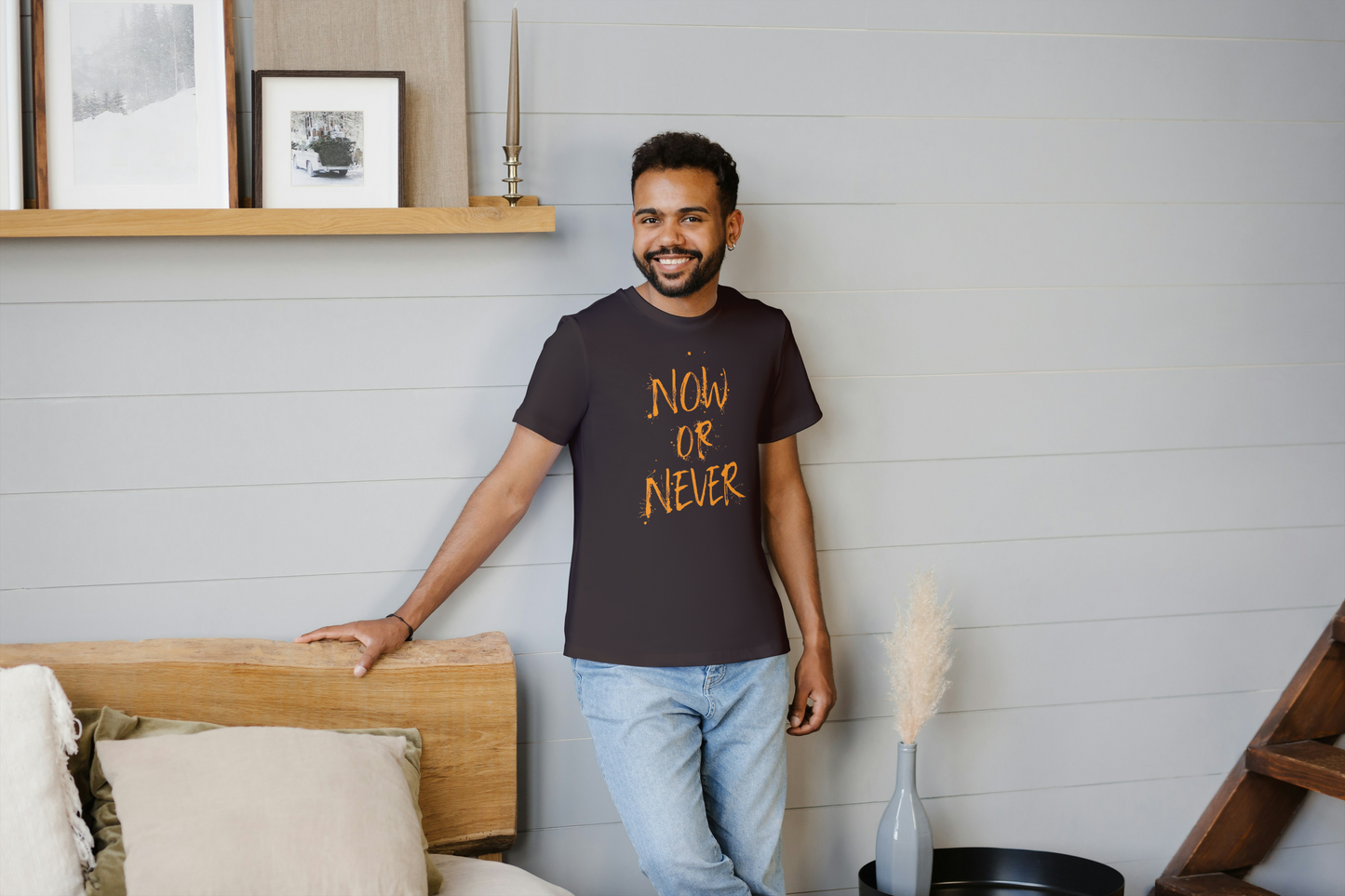 GRAPHIC PRINTED CLASSIC CREW TSHIRT - NOW OR NEVER