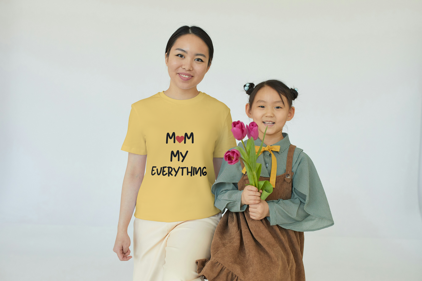 GRAPHIC PRINTED CLASSIC CREW TSHIRT - MOM MY EVERYTHING