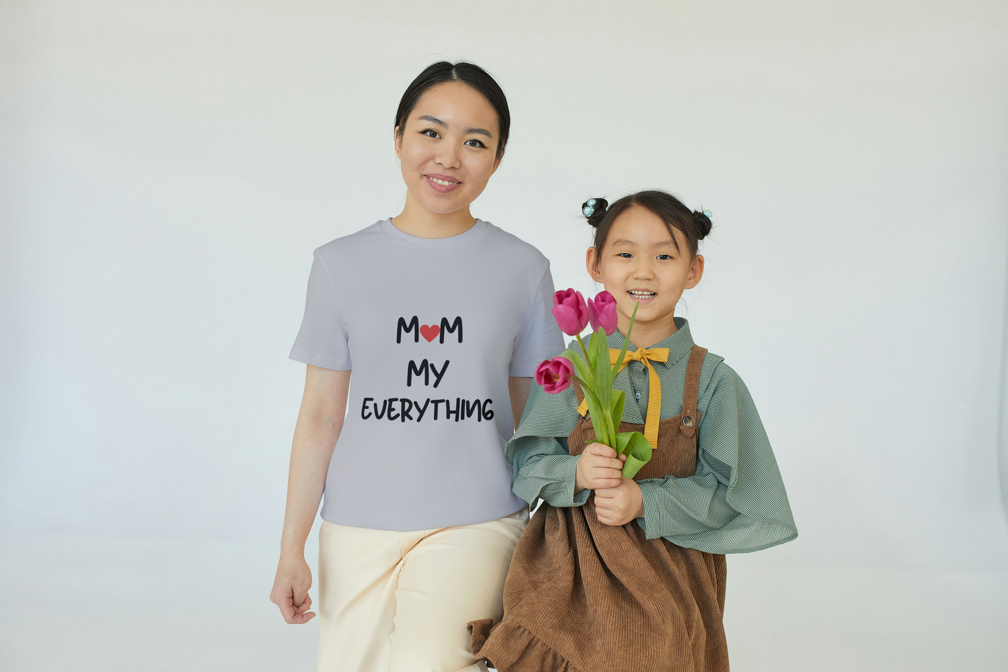 GRAPHIC PRINTED CLASSIC CREW TSHIRT - MOM MY EVERYTHING